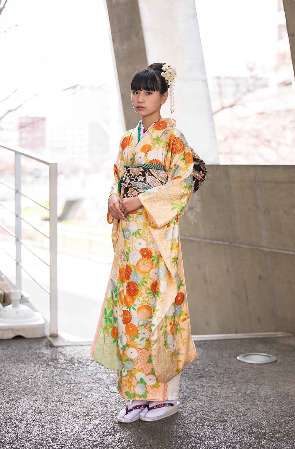 菊尽くし金駒刺繍京友禅振袖