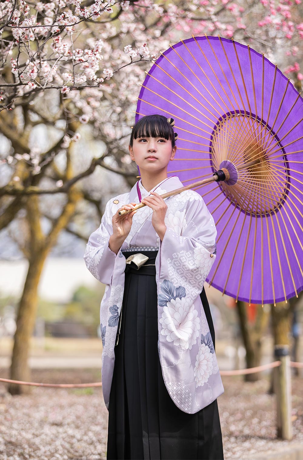 丸紅ブランド化繊二尺袖着物に黒無地袴
