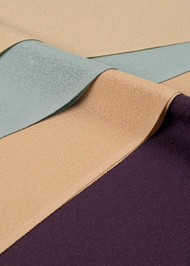 皇室献上絹　色無地　お仕立て上げて 10万円